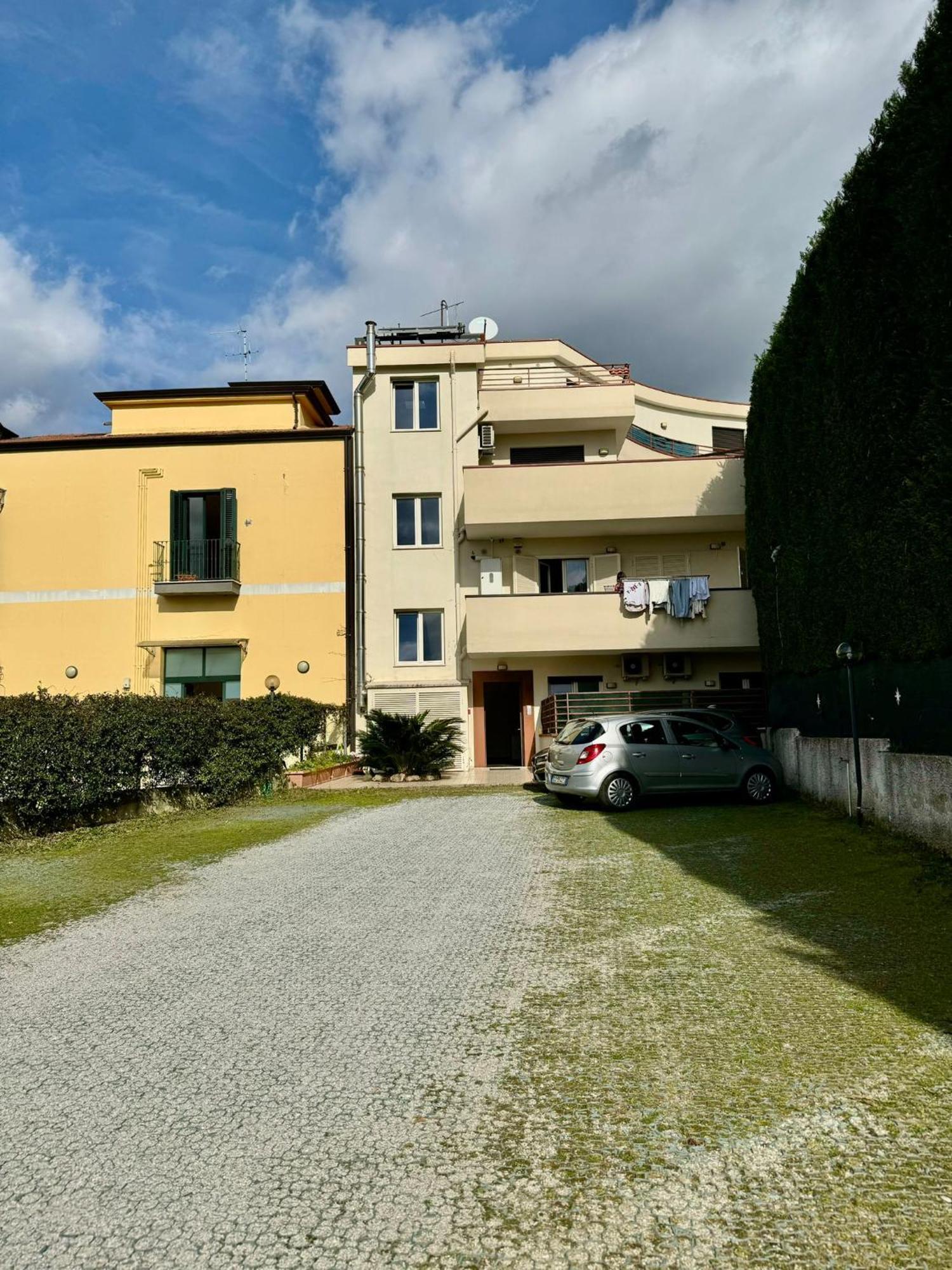 Il Ruggi Bb Bed & Breakfast Salerno Bagian luar foto